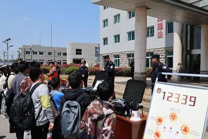 高墙内的法治课：当青春与国家安全教育相遇